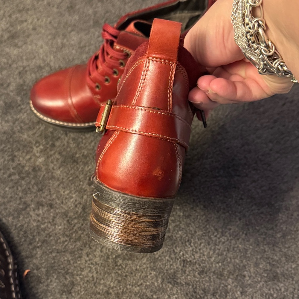 Taos Footwear Red Lace Up Boots - Picture 3 of 6